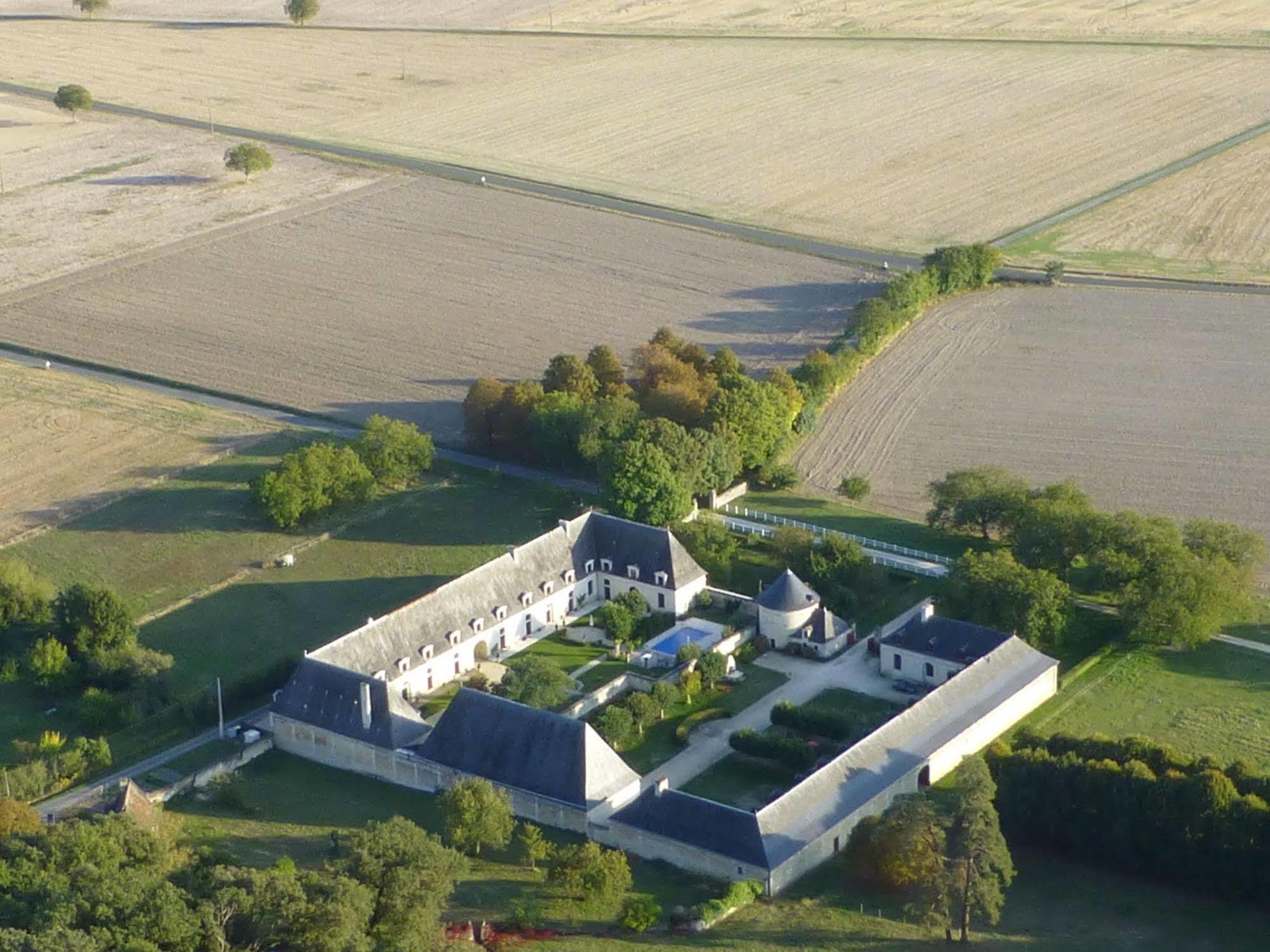 Le Clos Chavigny Lerné Extérieur photo
